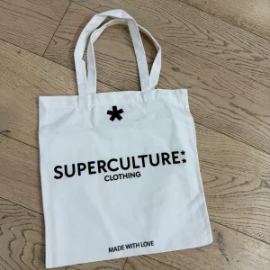 Shopper mare Superculture