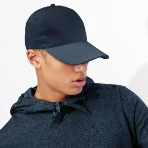 Cappellino con visiera sandwich