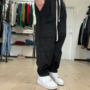 Pantalaccio loose in velluto nero