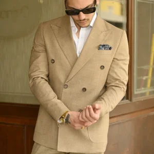 Abito doppiopetto sabbia