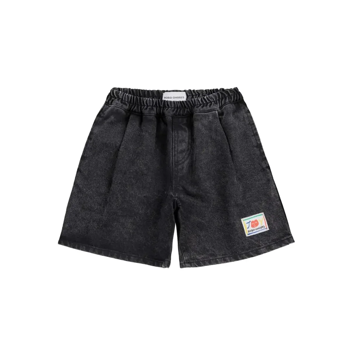 Smiling black denim bermuda shorts